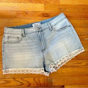 Light Wash Denim Shorts with Lace Trim Jean Shorts Vanilla Star Juniors 9